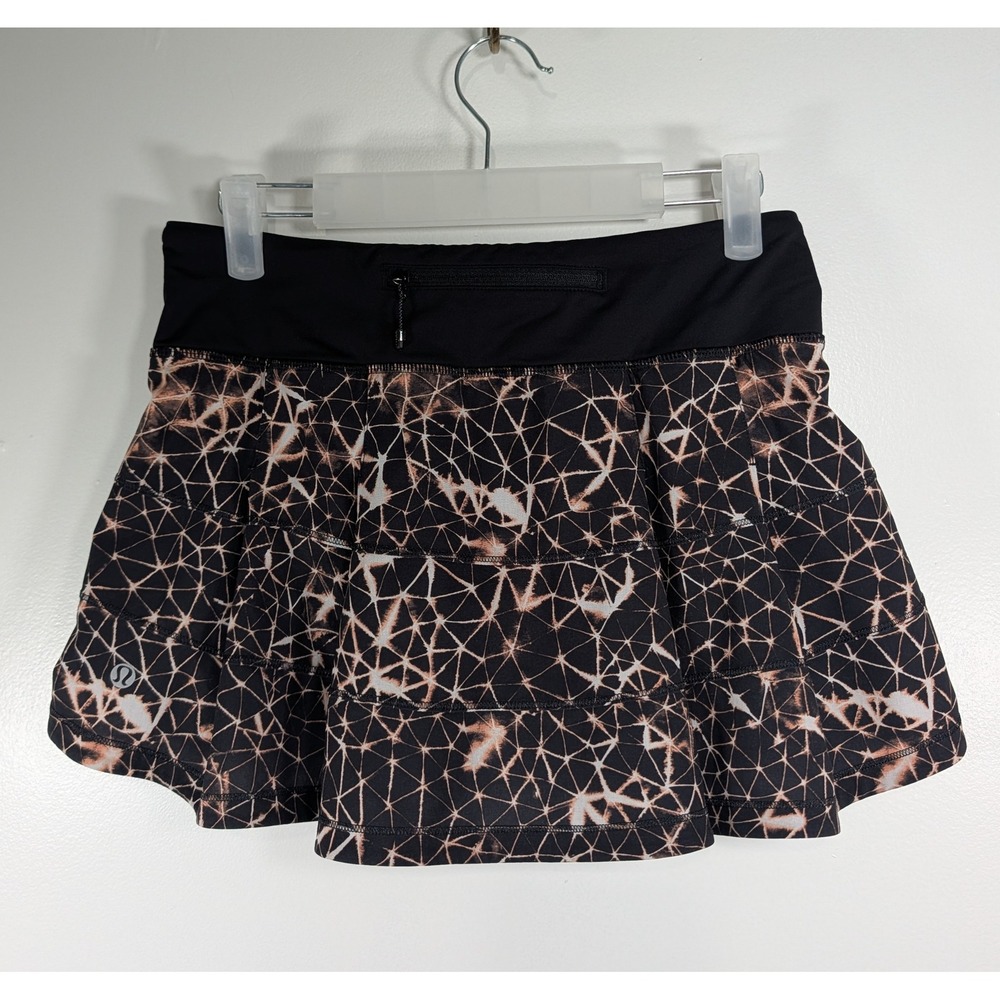Lululemon Pace Setter Skirt Size 4 Black Geometric Print Athletic Tennis Skort